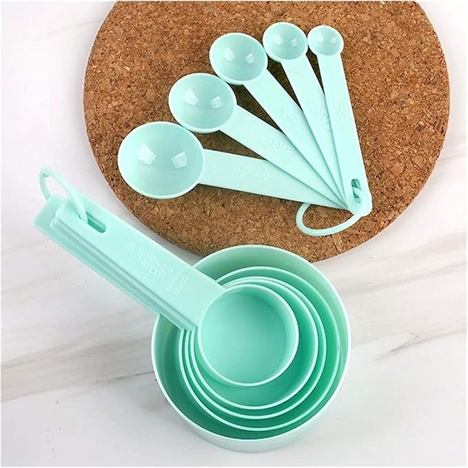 Kit de 4 Cucharas Y 4 Tazas Medidoras