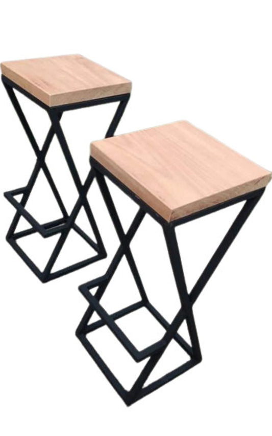 Taburetes Industriales en Madera